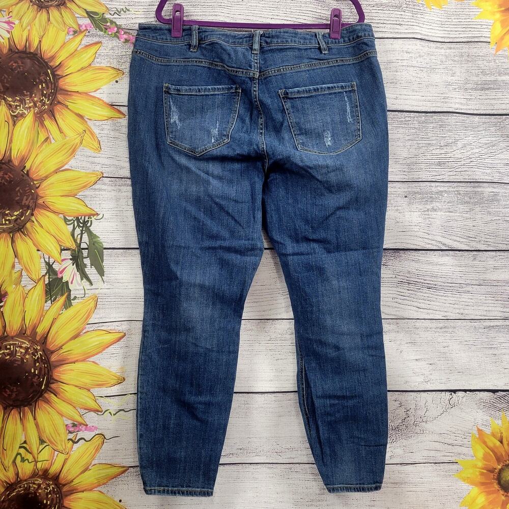 Lane Bryant Distressed Skinny Jeans Size 22 - Picture 9 of 9